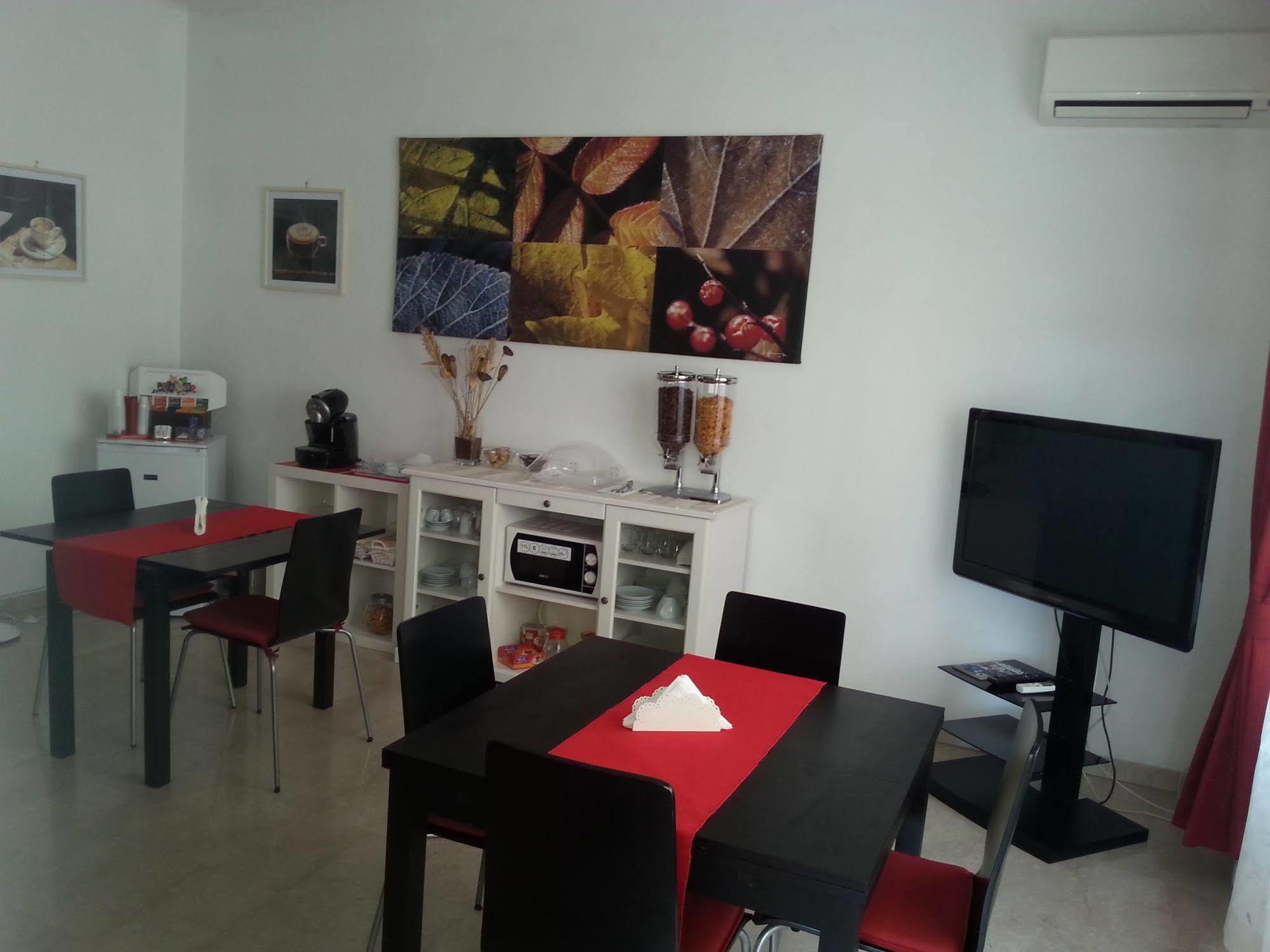 Romoletto B&B Bagian luar foto